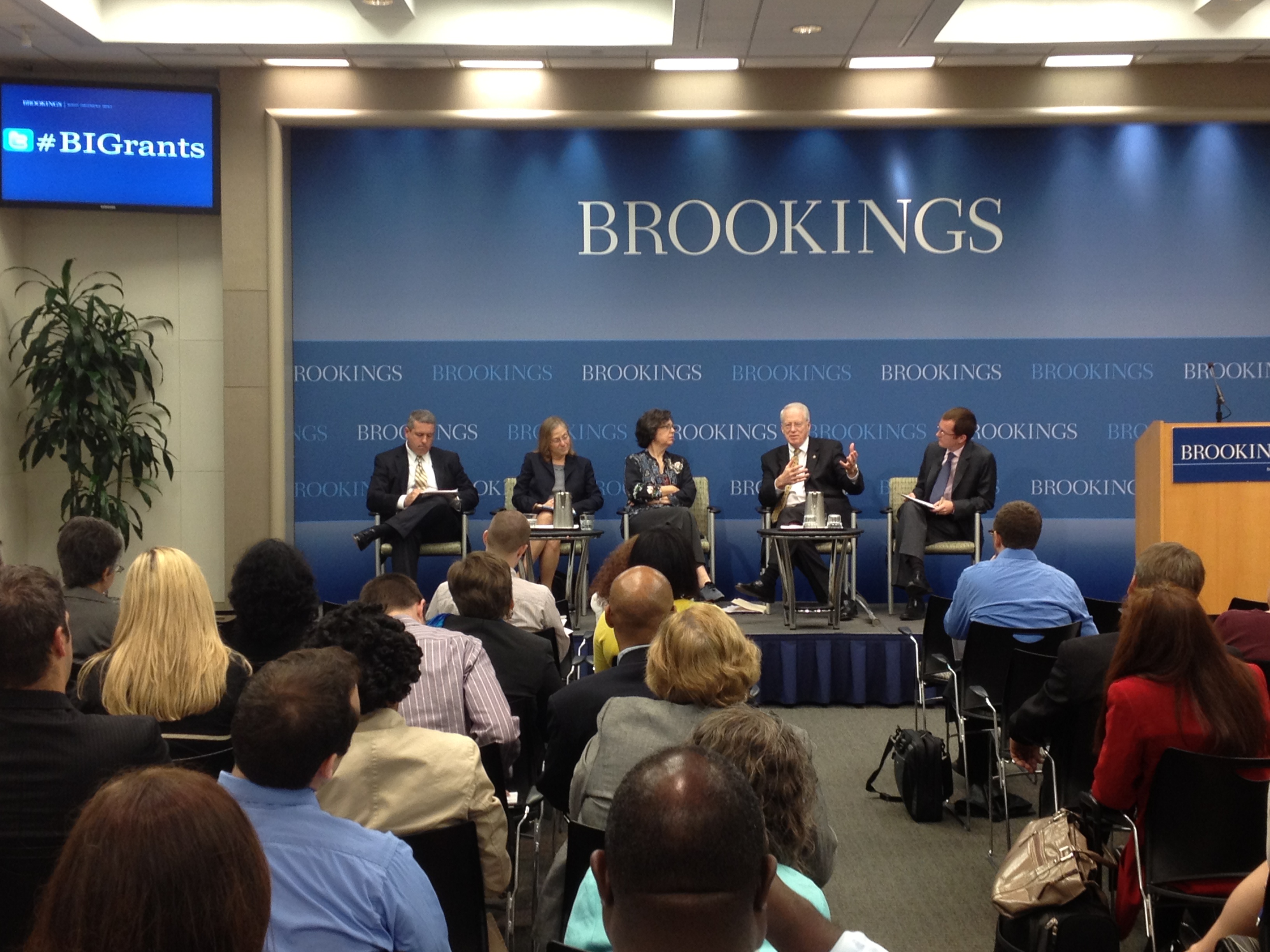 nasfaa brookings institute recommends states simplify aid programs