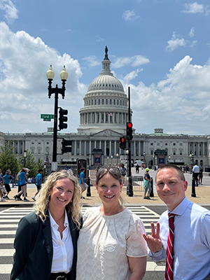 Group photo with Capitol Building in background